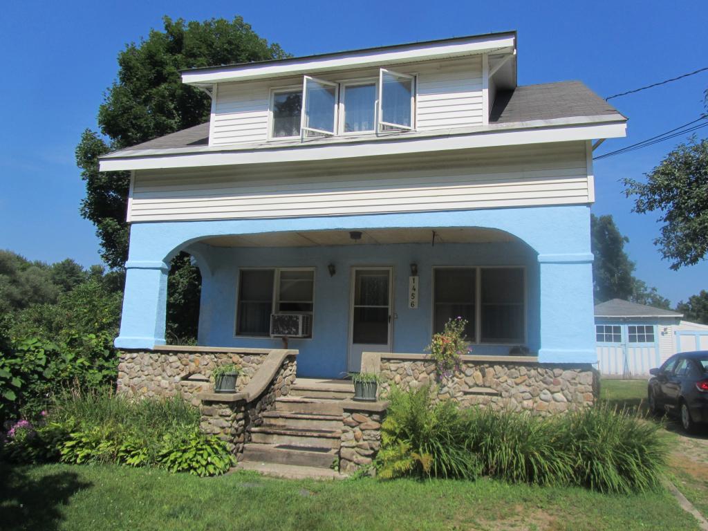 1456 Post Road Rutland Town, VT 05701 - Photo 2 of 18
