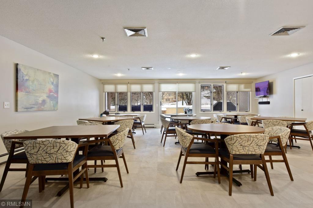 14501 Atrium Way, Unit 237 Minnetonka, MN 55345 - Photo 20 of 34 Gallery Image 20