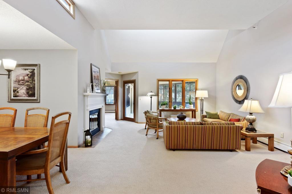 14501 Atrium Way, Unit 237 Minnetonka, MN 55345 - Photo 3 of 34 Gallery Image 3