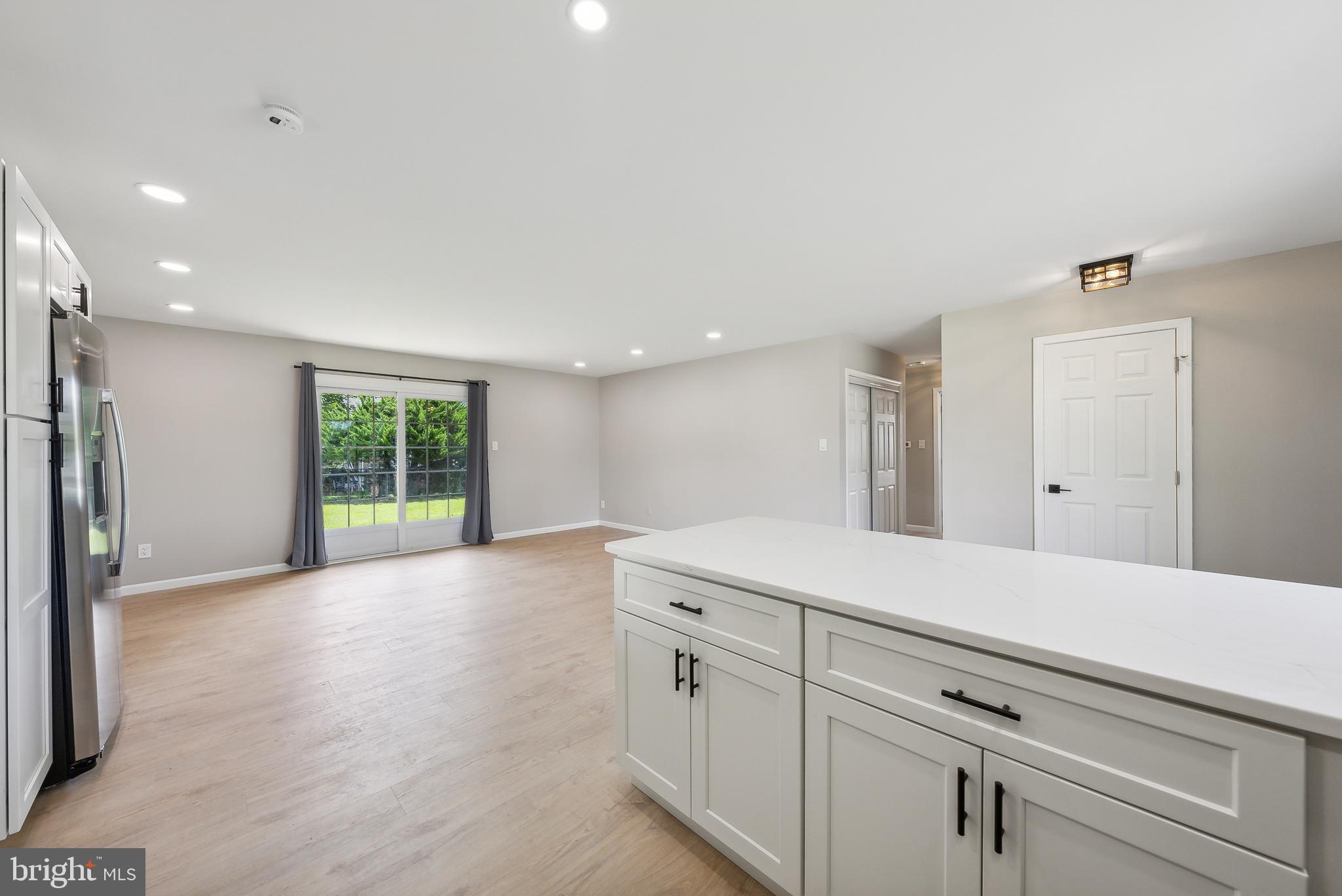 5317 Oldcastle Lane Springfield, VA 22151 - Photo 12 of 37