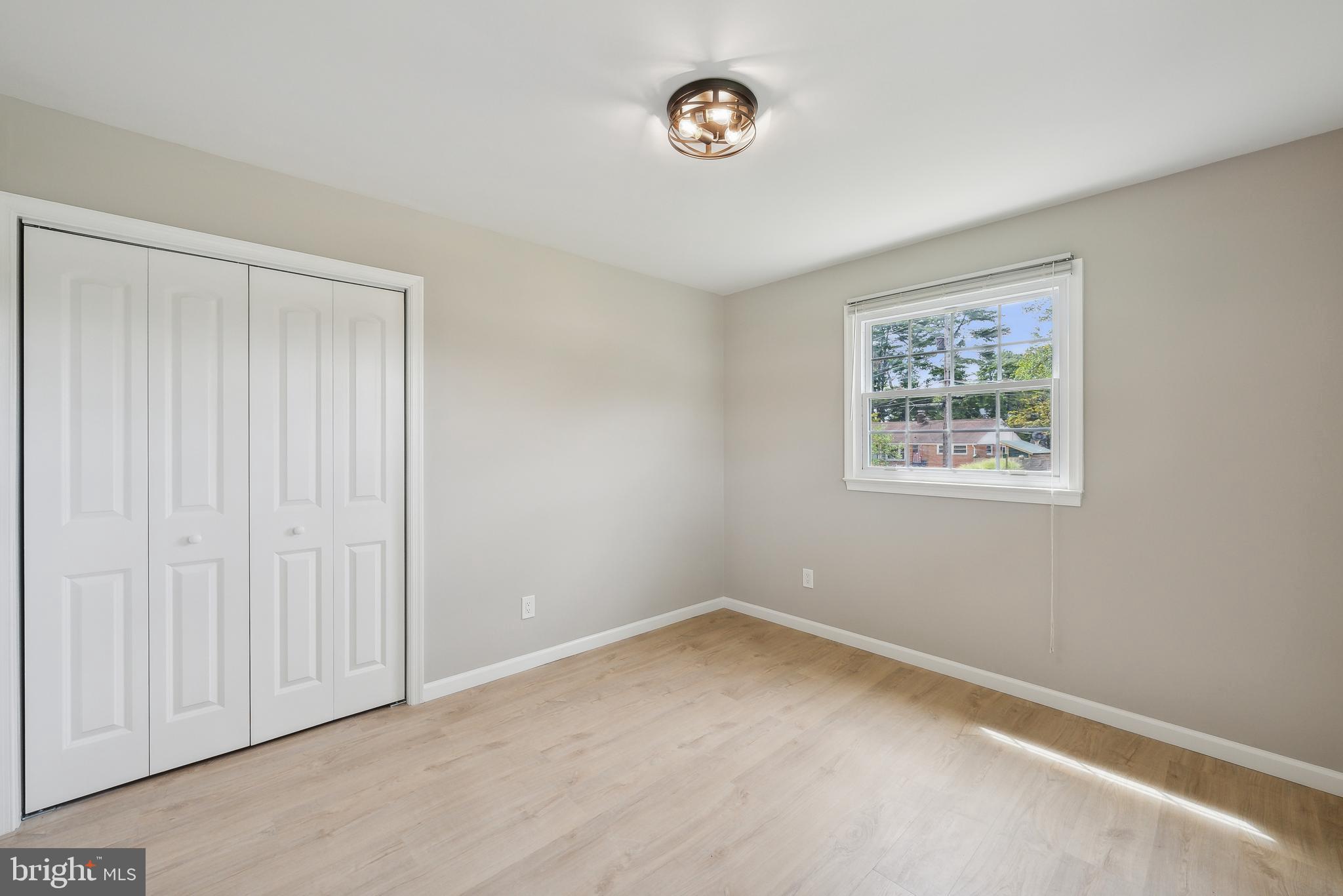 5317 Oldcastle Lane Springfield, VA 22151 - Photo 18 of 37