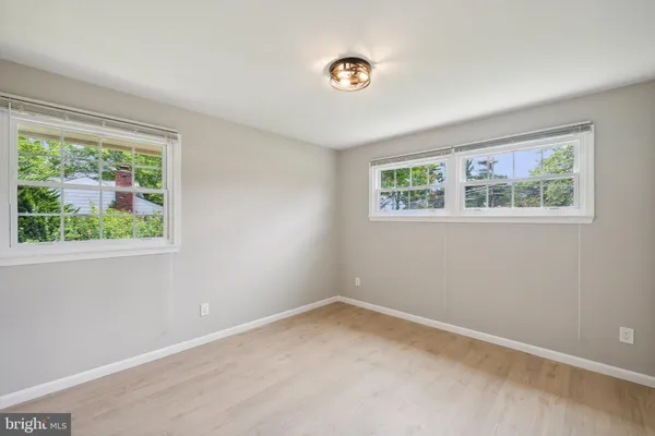 $3,200 | 5317 Oldcastle Lane, Springfield, VA 22151