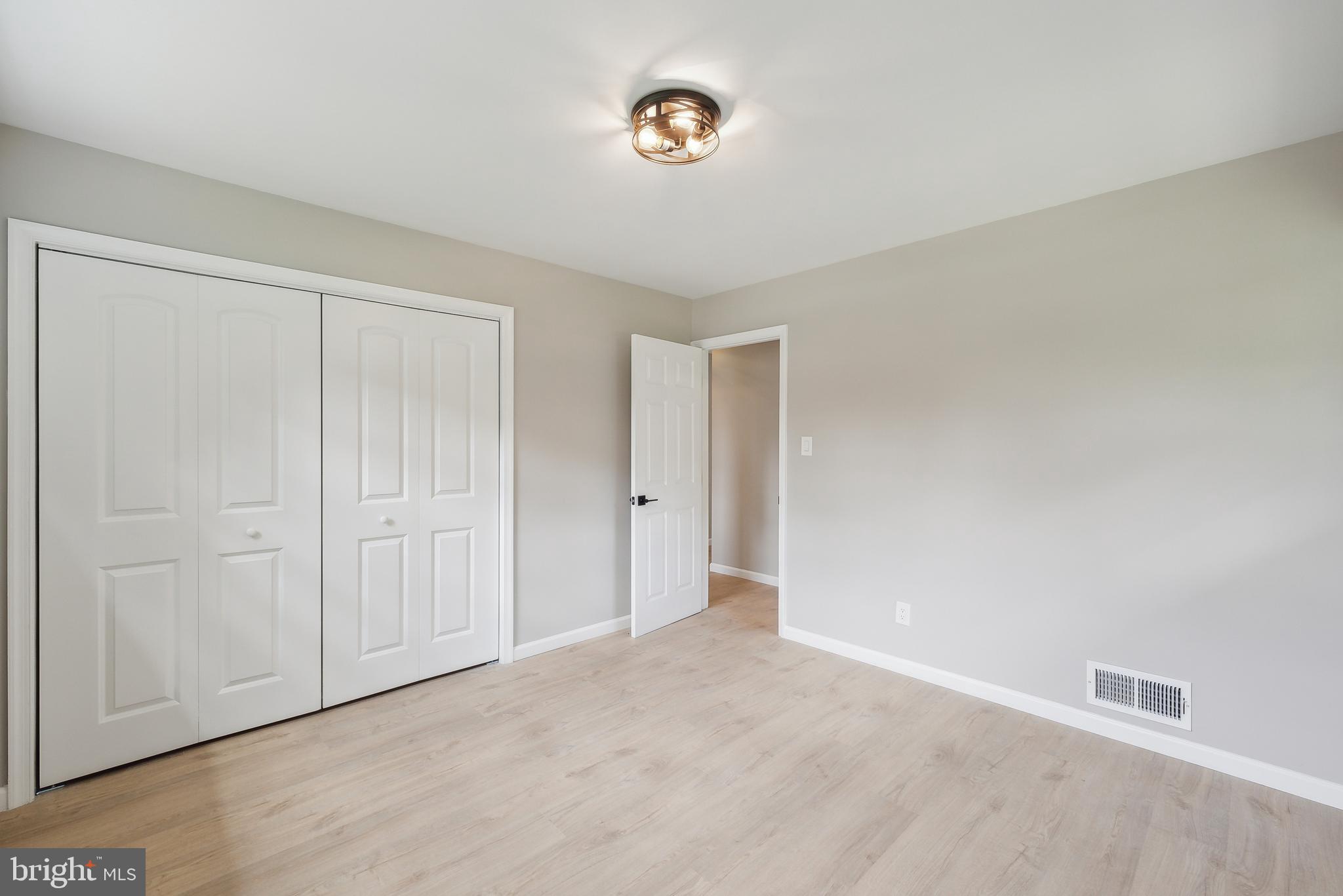 5317 Oldcastle Lane Springfield, VA 22151 - Photo 22 of 37