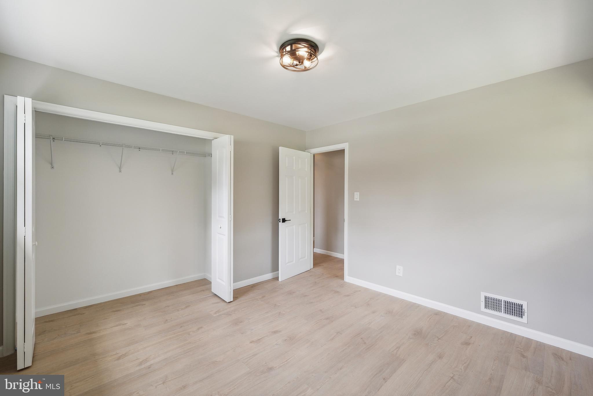 5317 Oldcastle Lane Springfield, VA 22151 - Photo 23 of 37