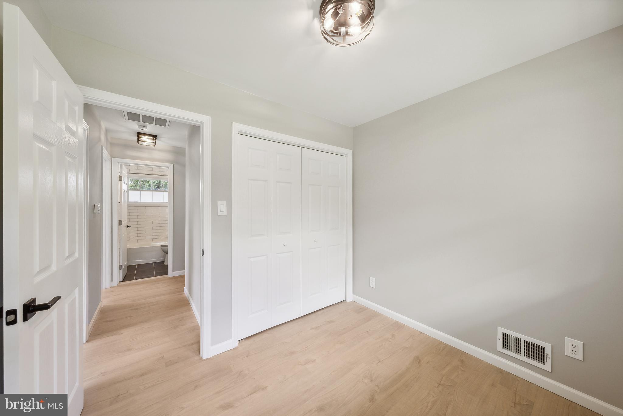 5317 Oldcastle Lane Springfield, VA 22151 - Photo 27 of 37