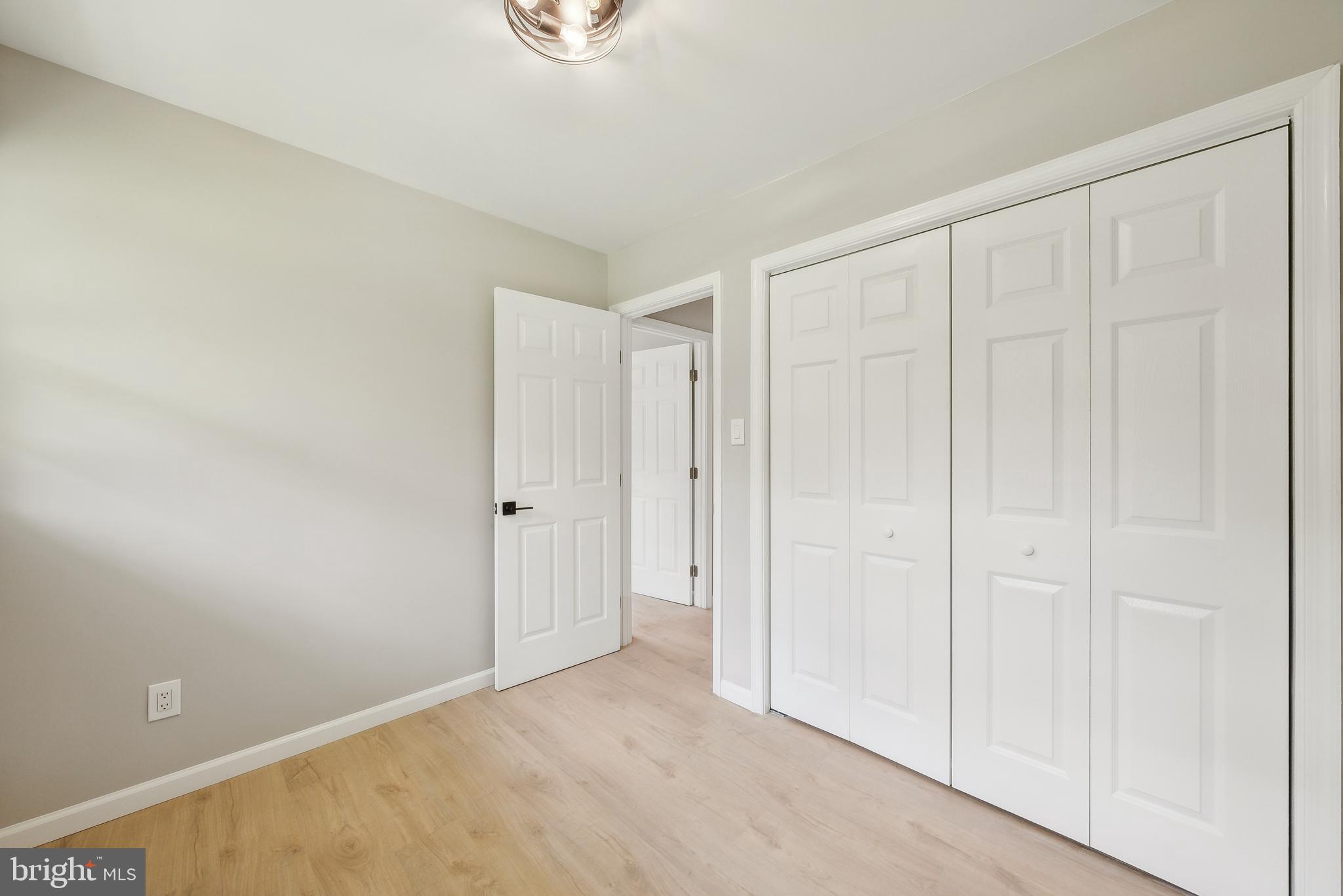 5317 Oldcastle Lane Springfield, VA 22151 - Photo 28 of 37