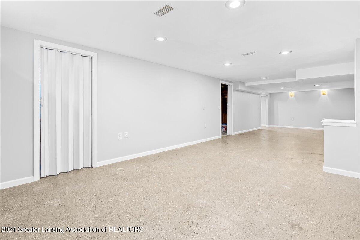 3314 Hepfer Road Lansing, MI 48911 - Photo 20 of 24 25-Media Jett - 25