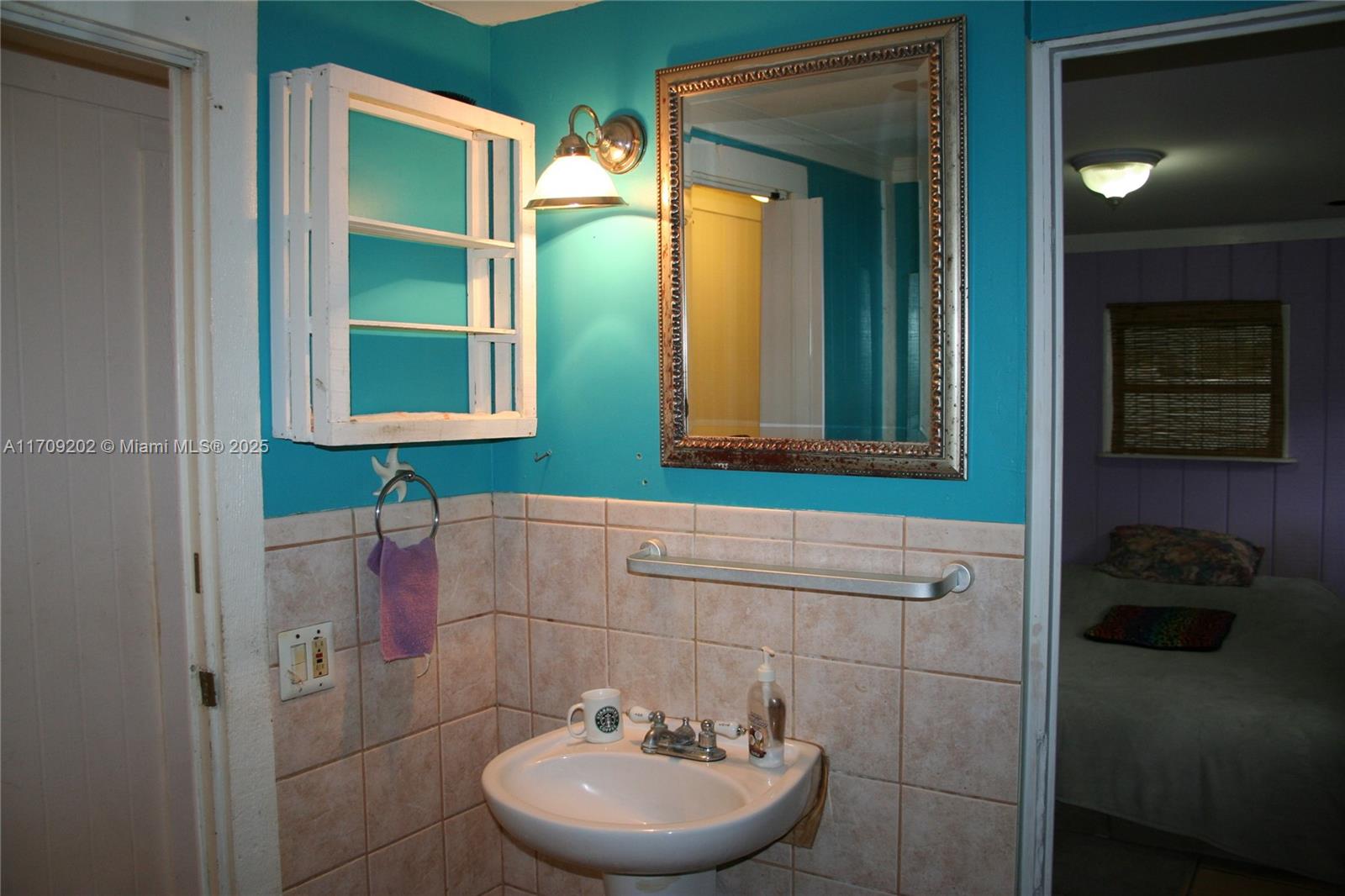 230 Antigua Road Tavernier, FL 33070 - Photo 19 of 32