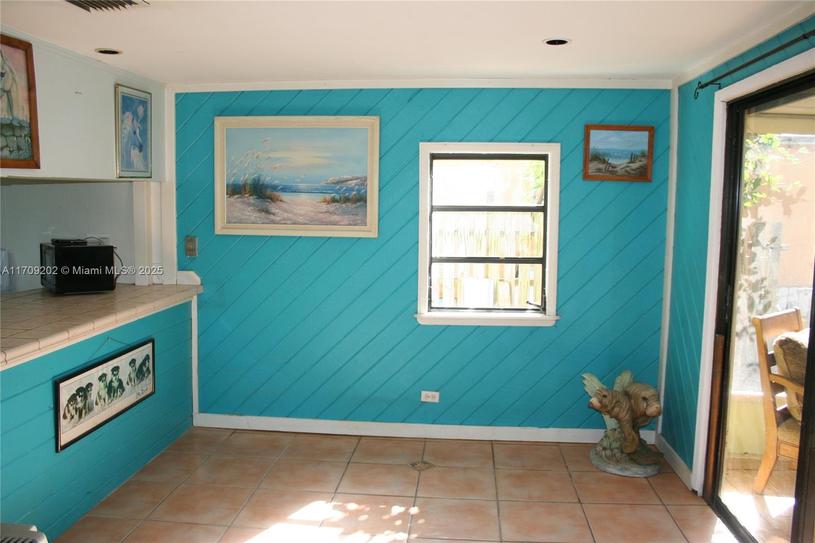 230 Antigua Road Tavernier, FL 33070 - Photo 5 of 32