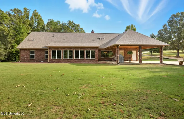 $650,000 | 2275 Frank Hall Road, Bolton, MS 39041