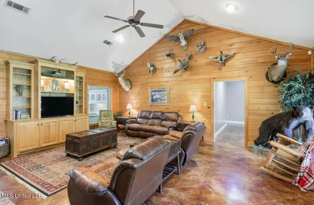 $650,000 | 2275 Frank Hall Road, Bolton, MS 39041