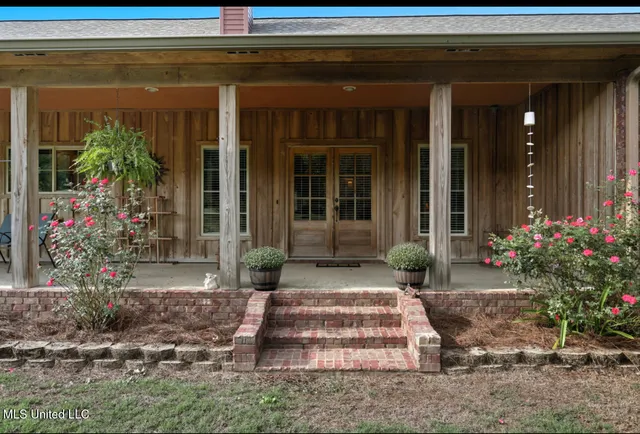 $650,000 | 2275 Frank Hall Road, Bolton, MS 39041