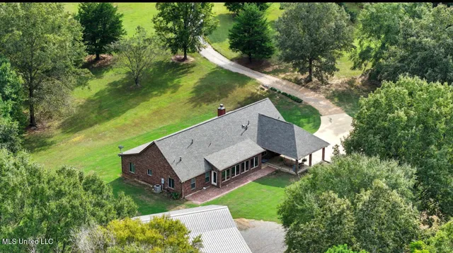 $650,000 | 2275 Frank Hall Road, Bolton, MS 39041