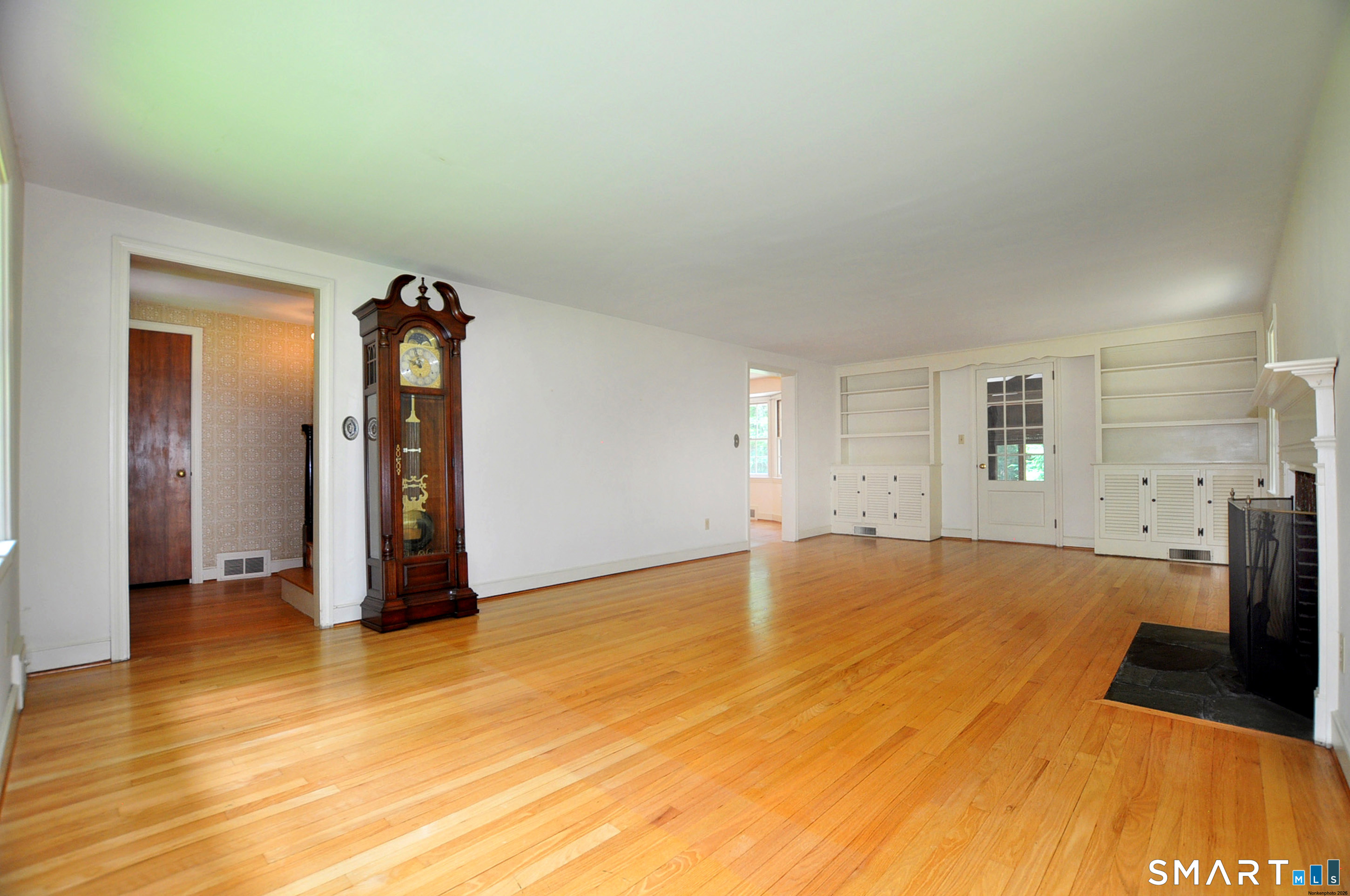 220 Arch Road Avon, CT 06001 - Photo 15 of 32