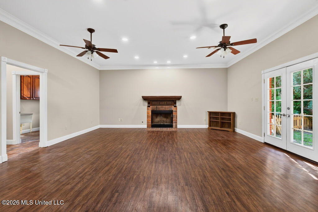 2013 Rue Ulysse Biloxi, MS 39531 - Photo 34 of 70 2013RueUlysse-31