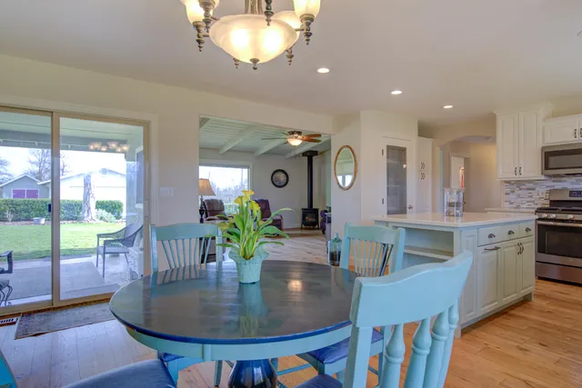 $575,000 | 12249 Manzanoaks Drive, Redding, CA 96003