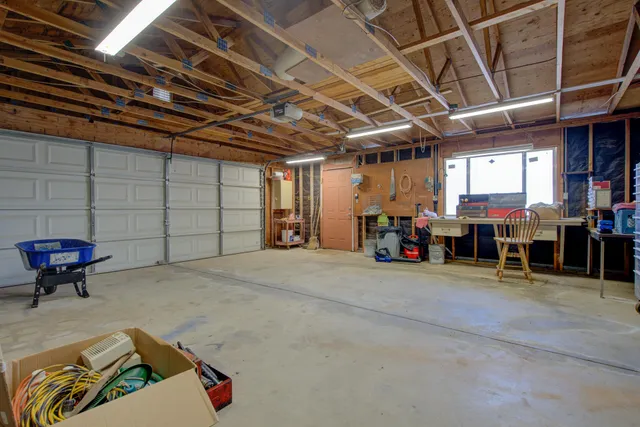 $575,000 | 12249 Manzanoaks Drive, Redding, CA 96003