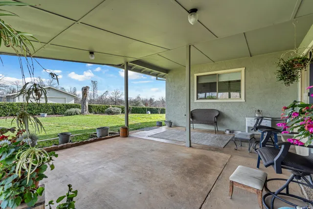 $575,000 | 12249 Manzanoaks Drive, Redding, CA 96003