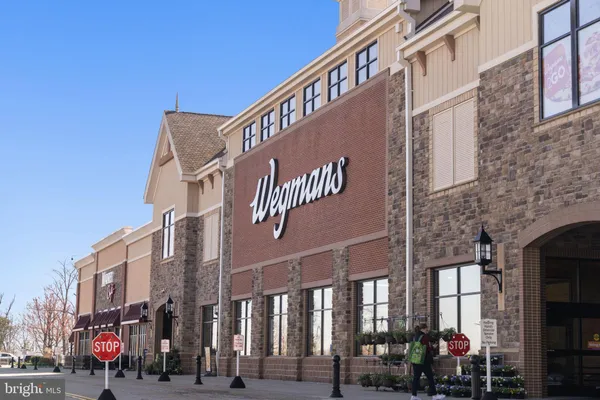 $430,000 | 7509 Ashby Lane, Unit J, Alexandria, VA 22315