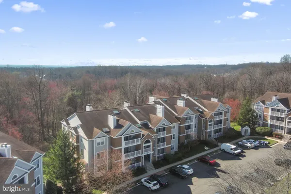 $430,000 | 7509 Ashby Lane, Unit J, Alexandria, VA 22315
