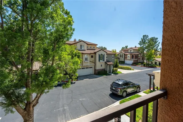 $489,000 | 23437 Abbey Glen Place, Valencia, CA 91354