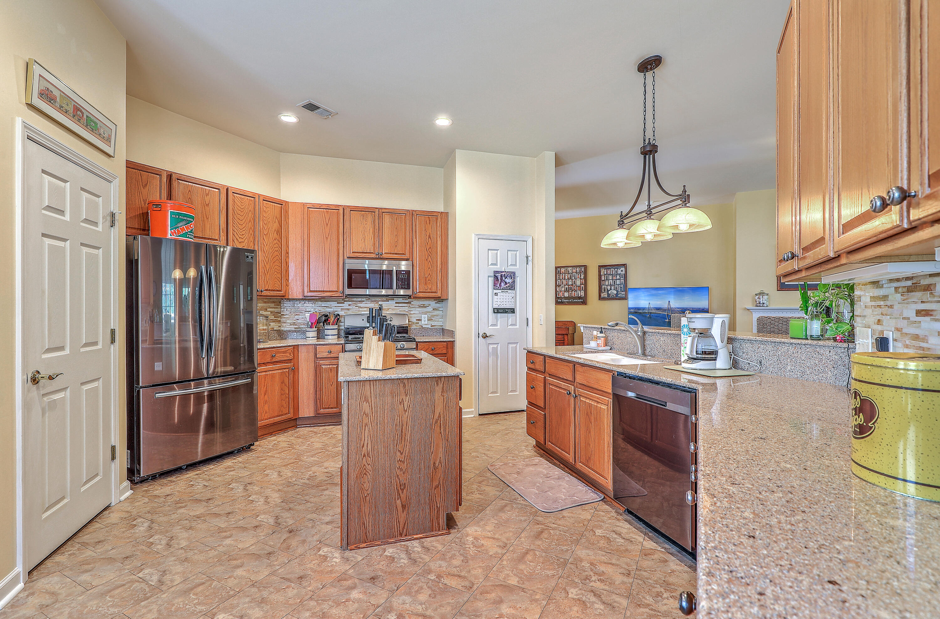 405 Decatur Drive Summerville, SC 29486 - Photo 18 of 40 0W7A5551_2_3_4_5_6_7