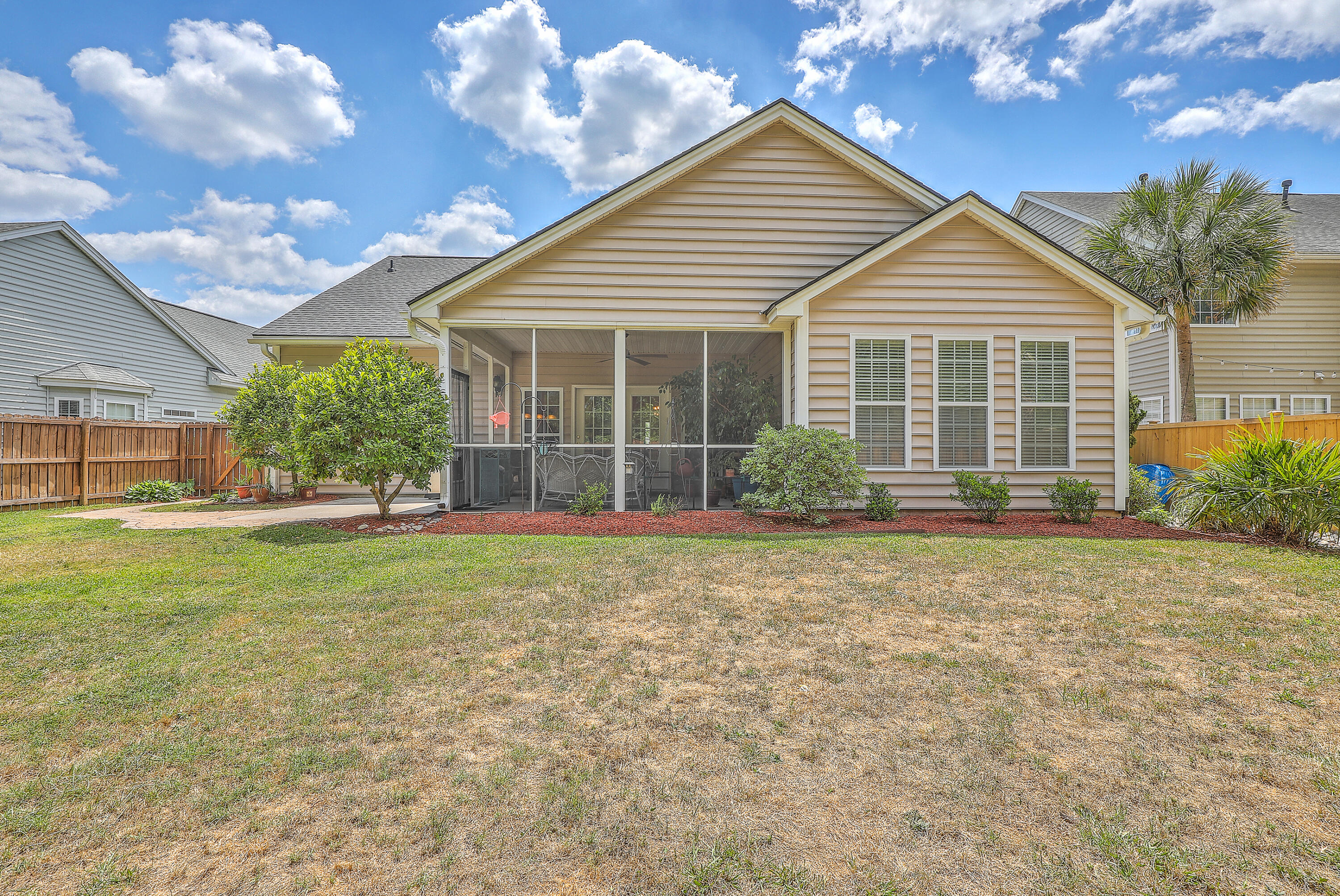 405 Decatur Drive Summerville, SC 29486 - Photo 37 of 40 0W7A5741_2_3_4_5_6_7