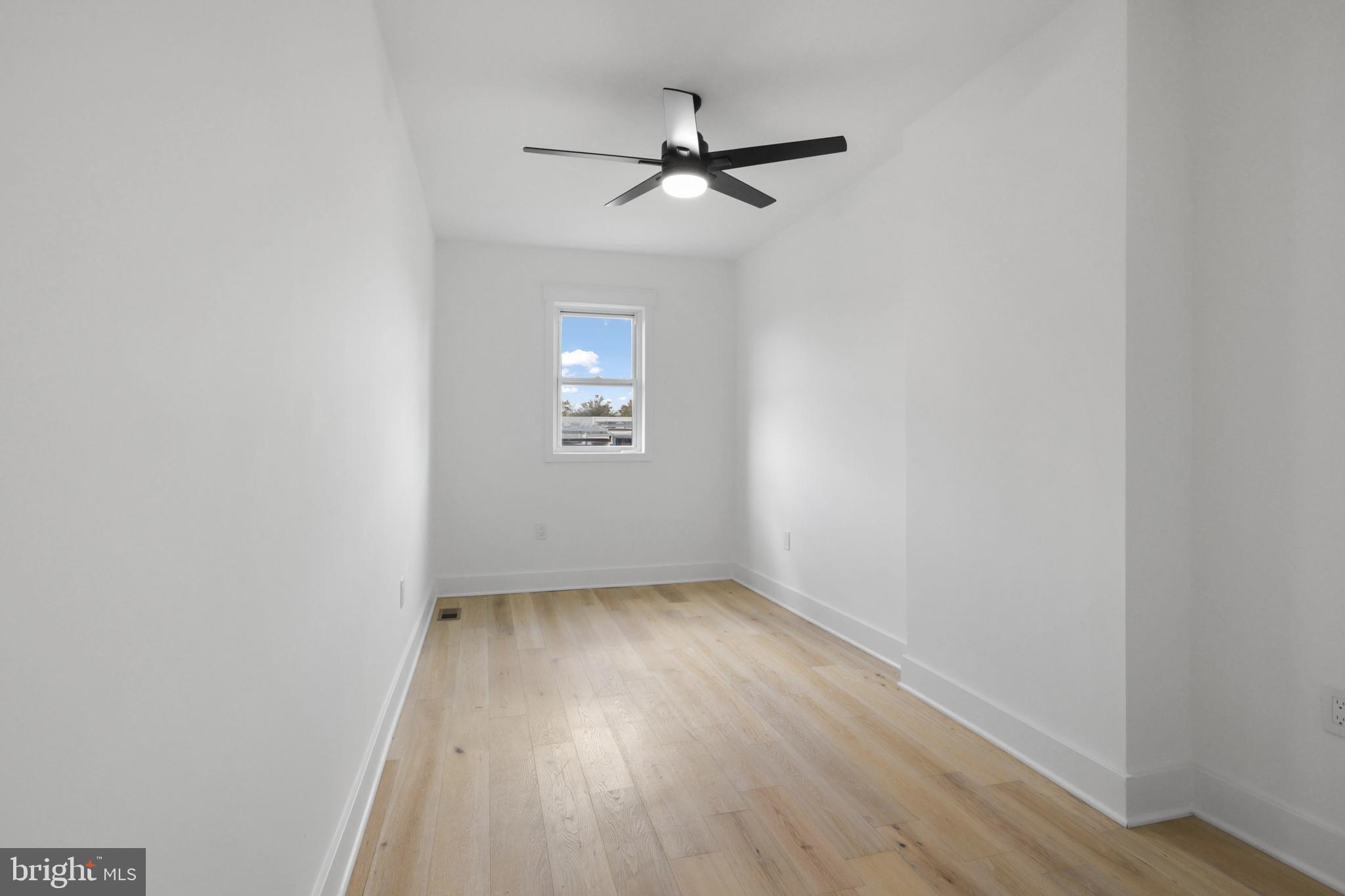 419 Hamilton Street Northwest Washington, DC 20011 - Photo 26 of 43