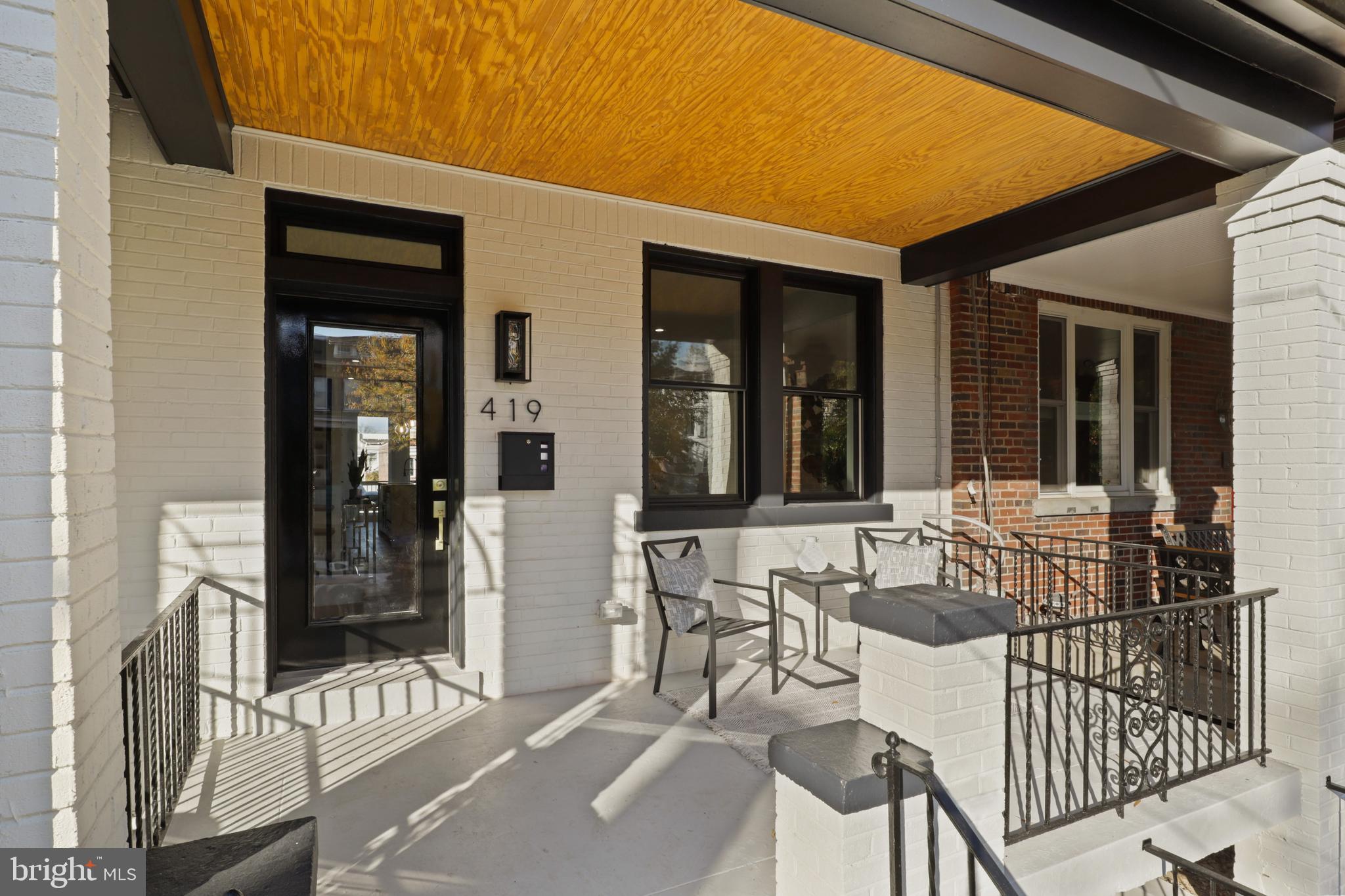 419 Hamilton Street Northwest Washington, DC 20011 - Photo 4 of 43