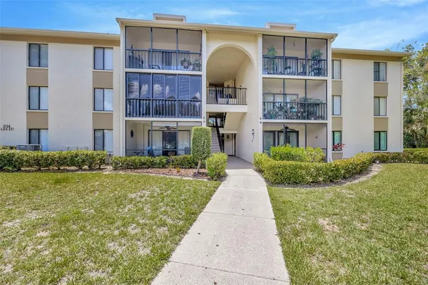 $188,900 | 3134 Lake Pine Way, Unit F2, Tarpon Springs, FL 34688