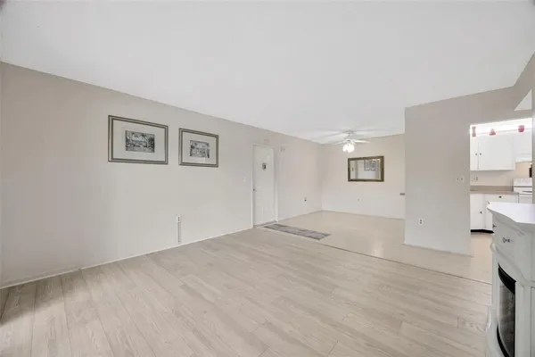 $188,900 | 3134 Lake Pine Way, Unit F2, Tarpon Springs, FL 34688