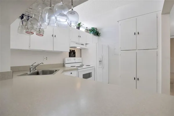 $188,900 | 3134 Lake Pine Way, Unit F2, Tarpon Springs, FL 34688