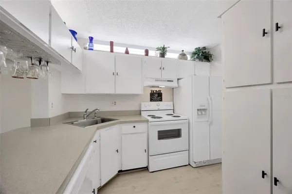 $188,900 | 3134 Lake Pine Way, Unit F2, Tarpon Springs, FL 34688