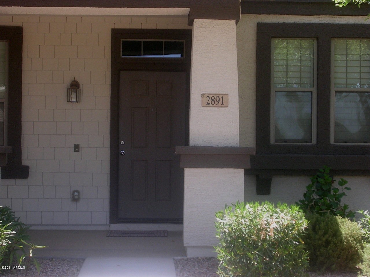 2891 South Anderson Lane Gilbert, AZ 85295 - Photo 2 of 26 Entry