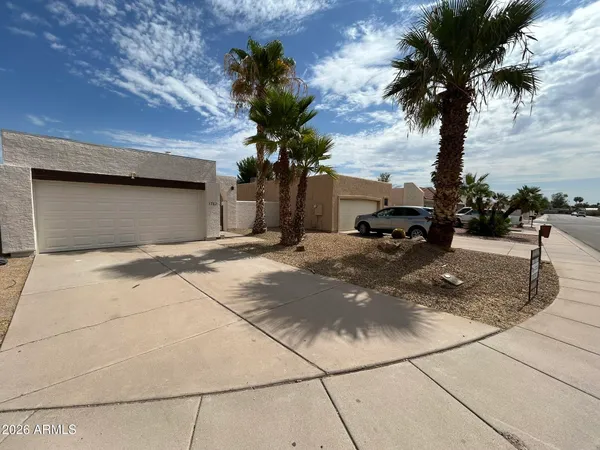 $1,895 | 1762 West Colt Road, Chandler, AZ 85224
