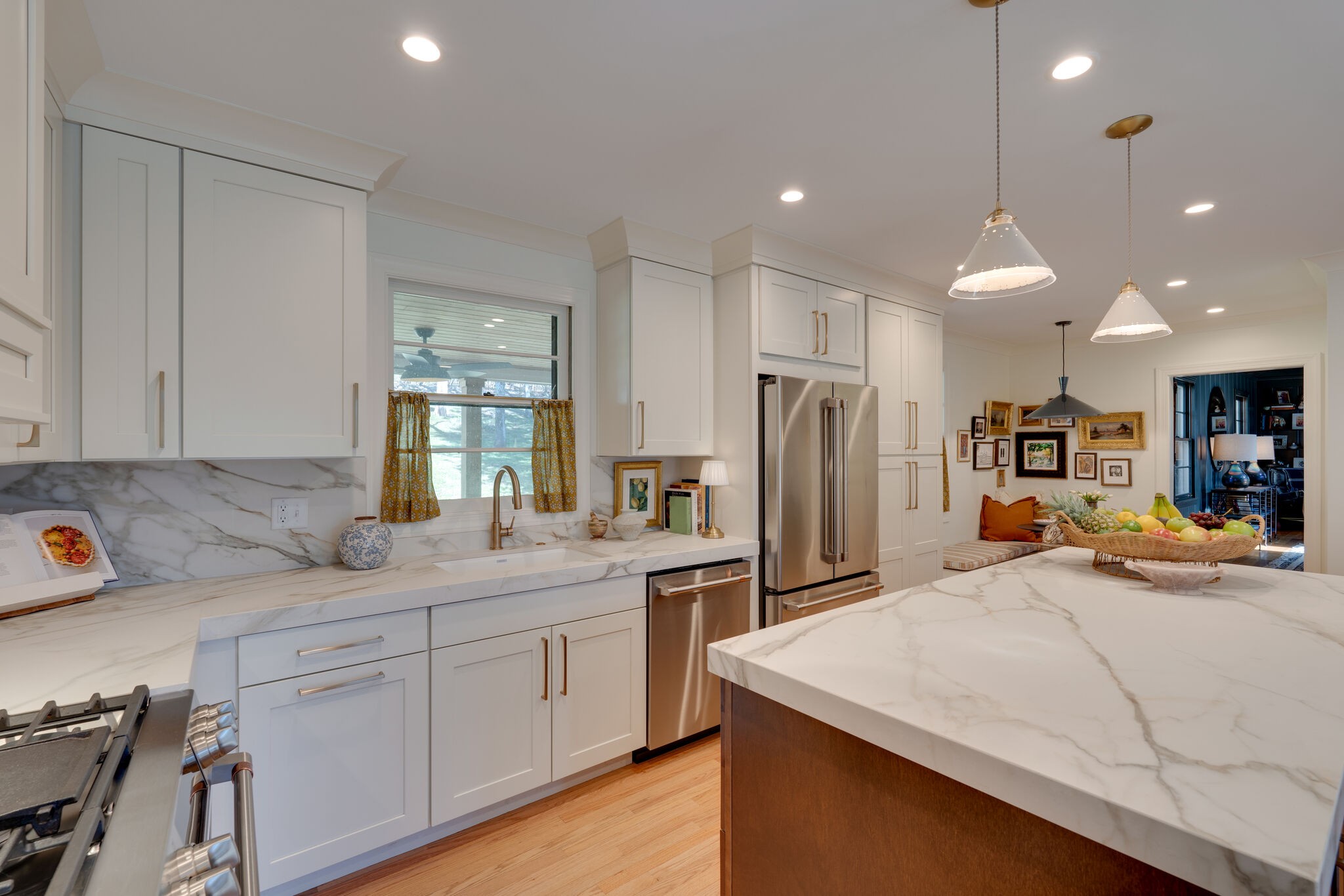 4529 Shys Hill Road Nashville, TN 37215 - Photo 12 of 51 a kitchen with stainless steel appliances granite countertop a sink refrigerator and cabinets