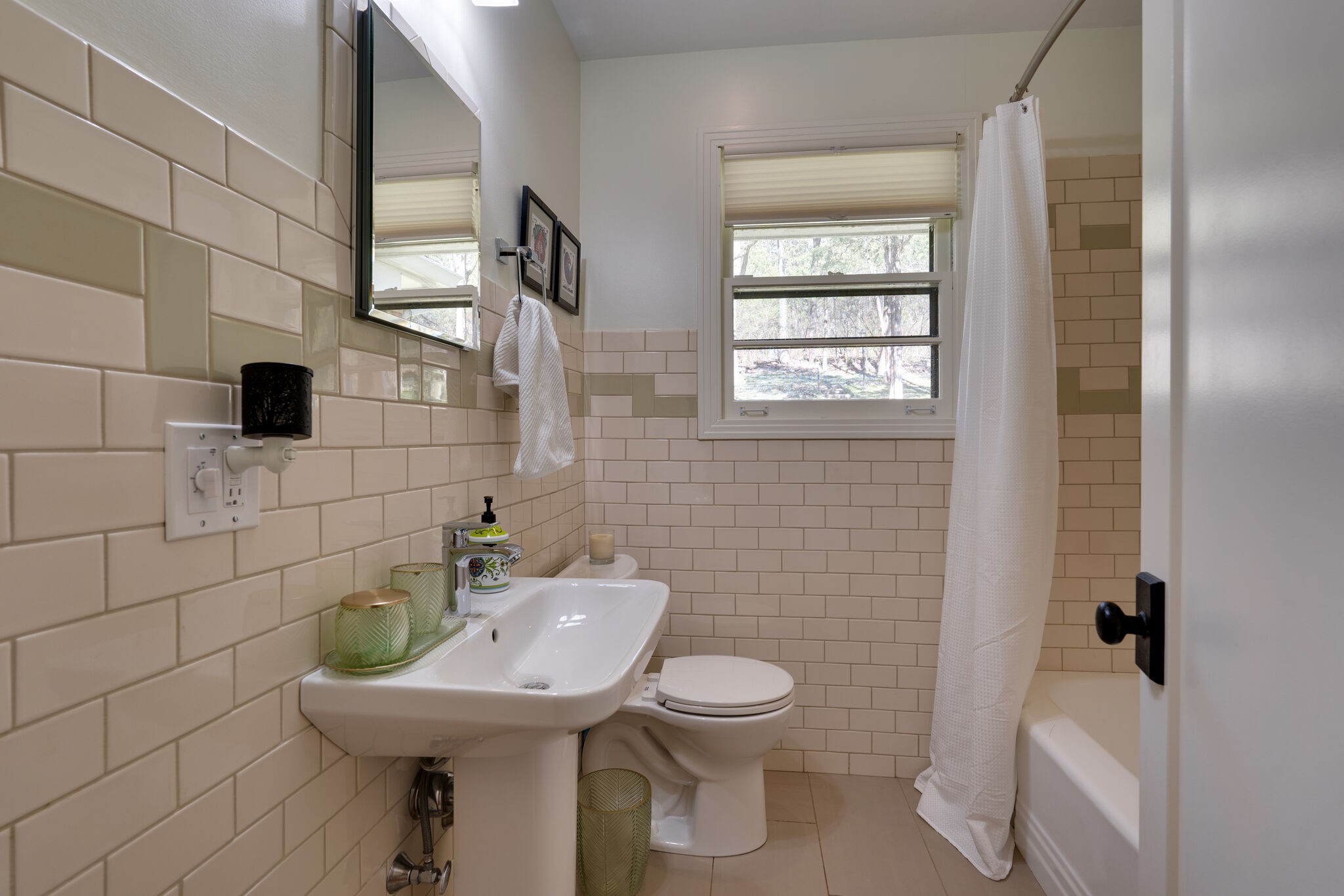 4529 Shys Hill Road Nashville, TN 37215 - Photo 30 of 51 a bathroom with a sink toilet and shower
