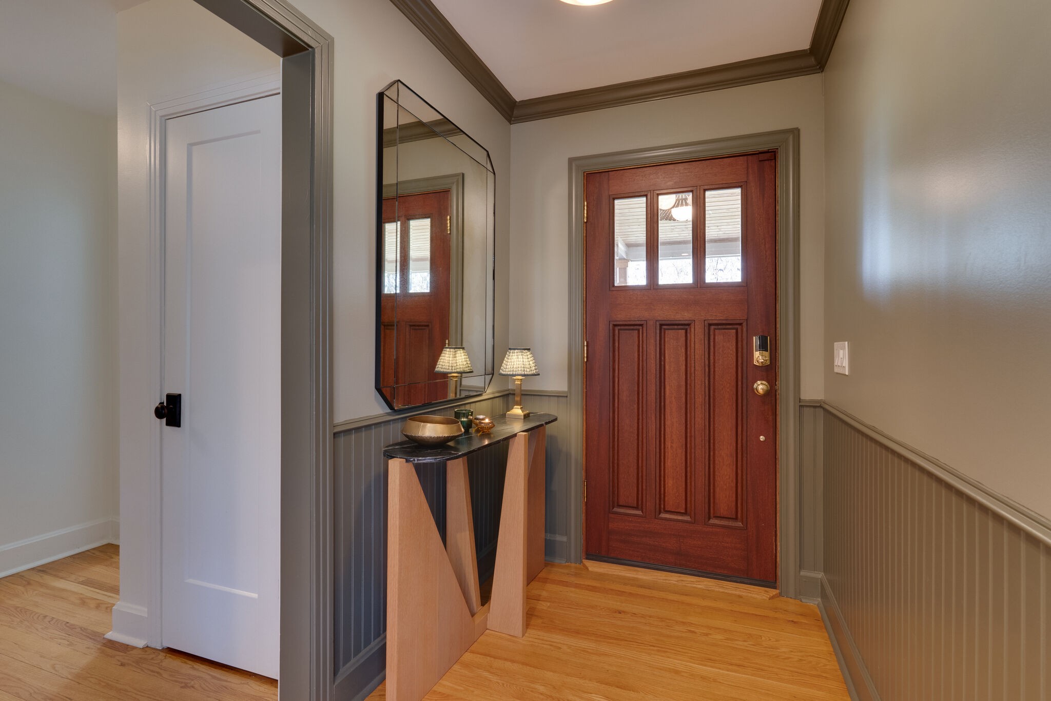 4529 Shys Hill Road Nashville, TN 37215 - Photo 50 of 51 a view of hallway with stairs