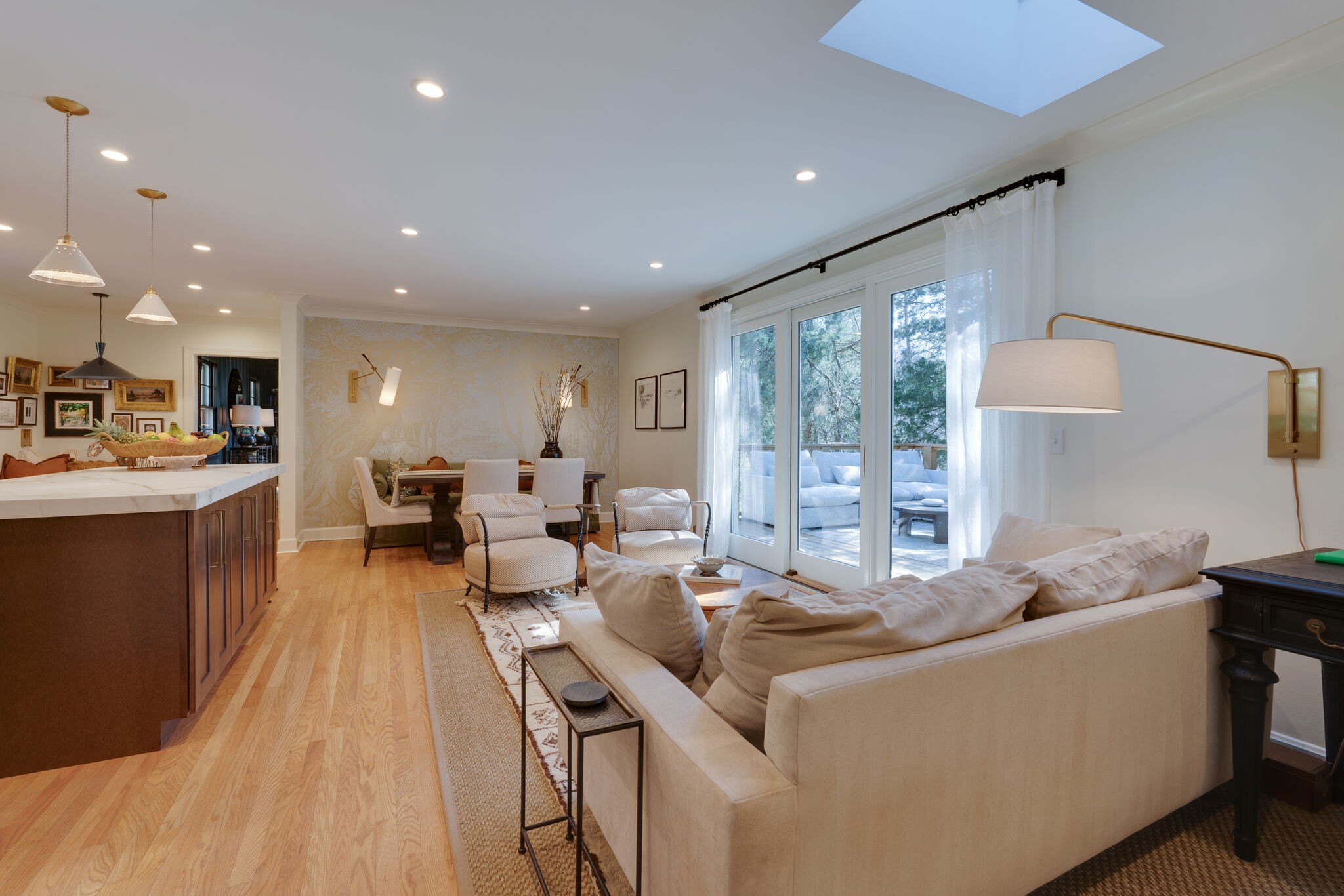 4529 Shys Hill Road Nashville, TN 37215 - Photo 7 of 51 a living room with furniture and a large window
