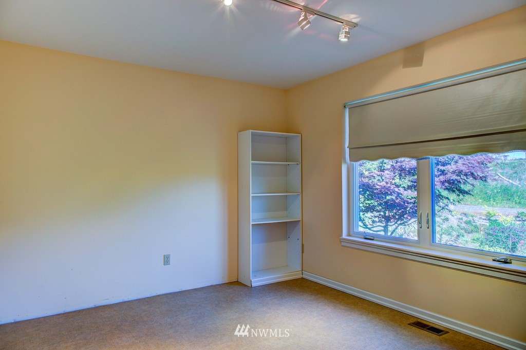 430 East Benson Lake Road Grapeview, WA 98546 - Photo 20 of 25 Gallery Image 20