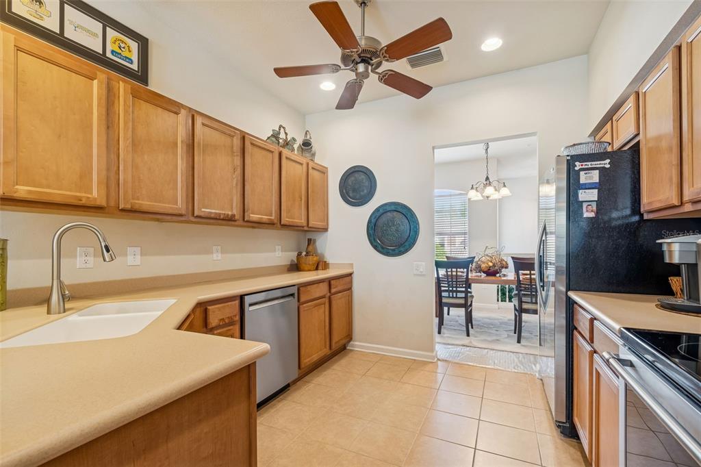 894 Lantern Way Clearwater, FL 33765 - Photo 16 of 75