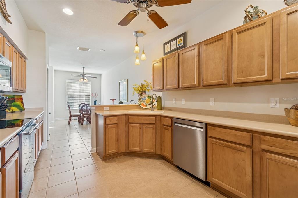 894 Lantern Way Clearwater, FL 33765 - Photo 17 of 75