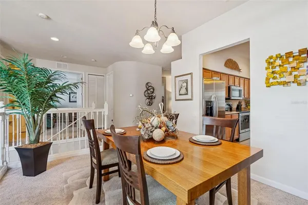 $417,500 | 894 Lantern Way, Clearwater, FL 33765