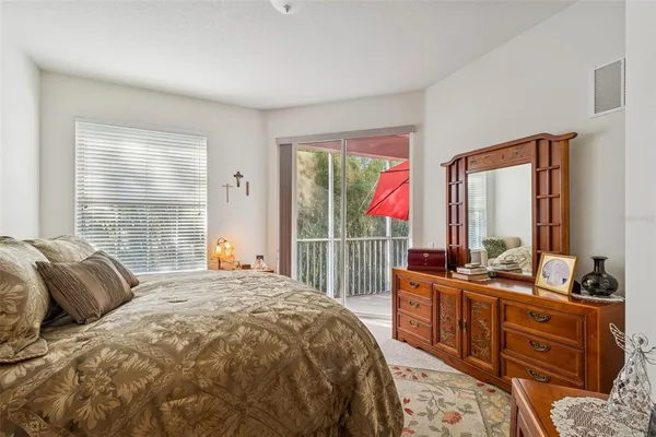 $417,500 | 894 Lantern Way, Clearwater, FL 33765