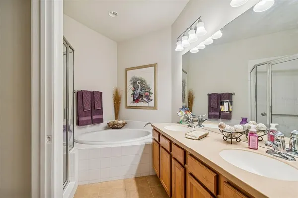 $417,500 | 894 Lantern Way, Clearwater, FL 33765