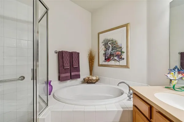 $417,500 | 894 Lantern Way, Clearwater, FL 33765