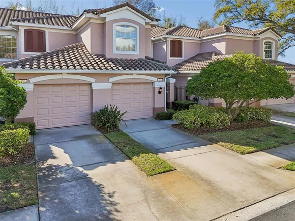 $417,500 | 894 Lantern Way, Clearwater, FL 33765