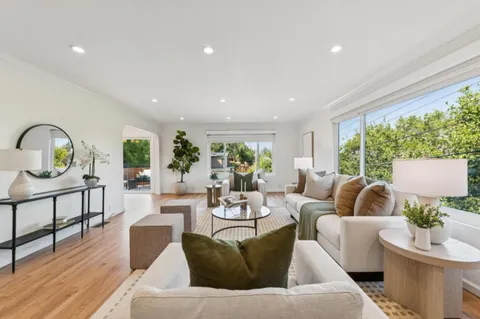 $2,198,000 | 611 Hillcrest Drive, Redwood City, CA 94062