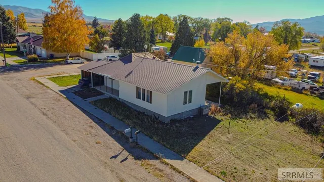$214,000 | 280 East 2nd Street, Downey, ID 83234