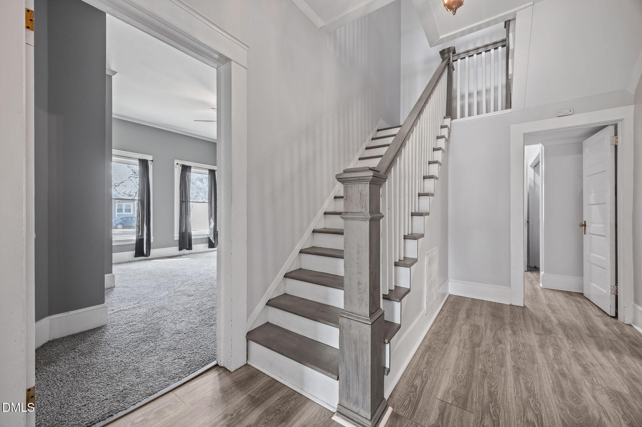 514 South 5th Street Smithfield, NC 27577 - Photo 4 of 59 39-web-or-mls-IMG_9266